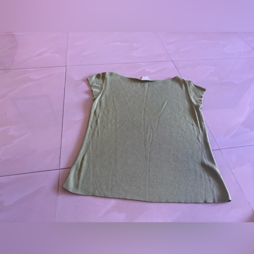 Ann Taylor LOFT beautiful olive green 100%Silk top weater olive green - Picture 5 of 11